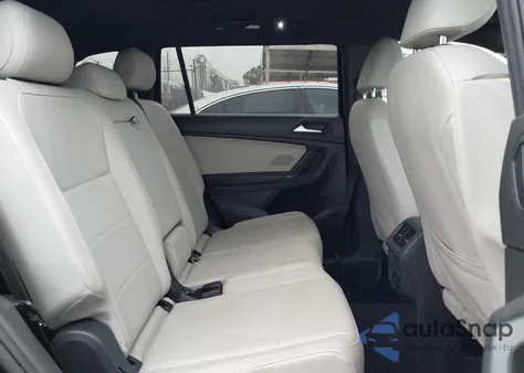 2020 Volkswagen Tiguan 2.0T Se/2.0T Se R-Line Black/2.0T Sel из США, поврежденный, VIN 3VV3B7AXXLM105157